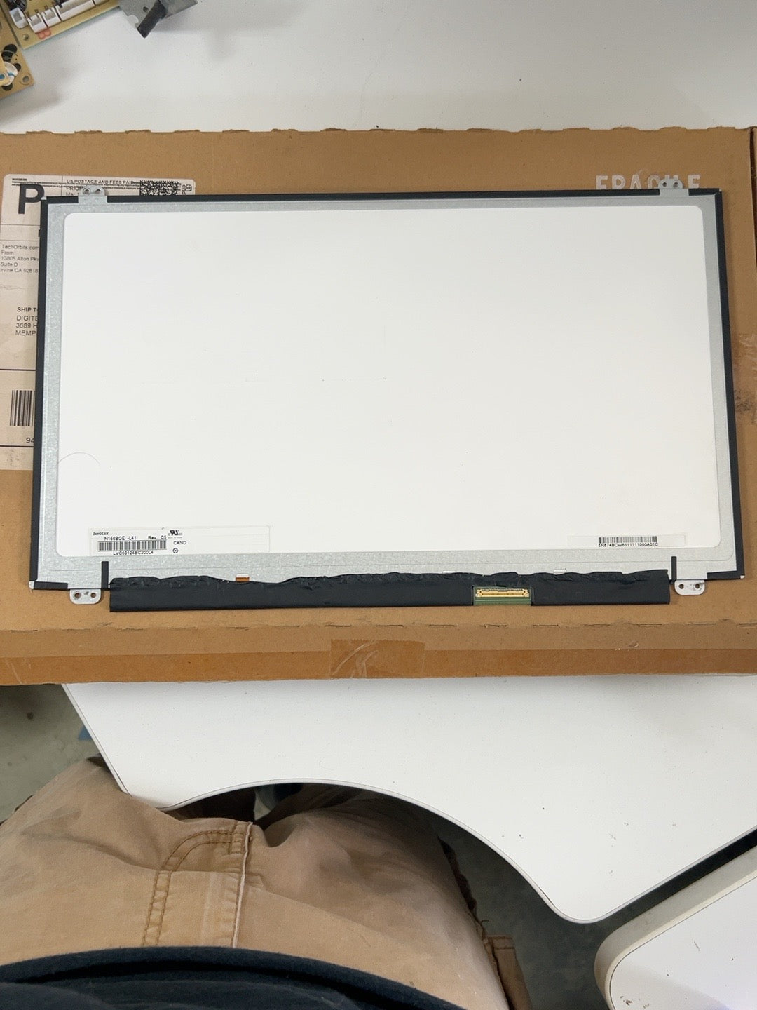 Actual Innolux N156BGE-L41 rear