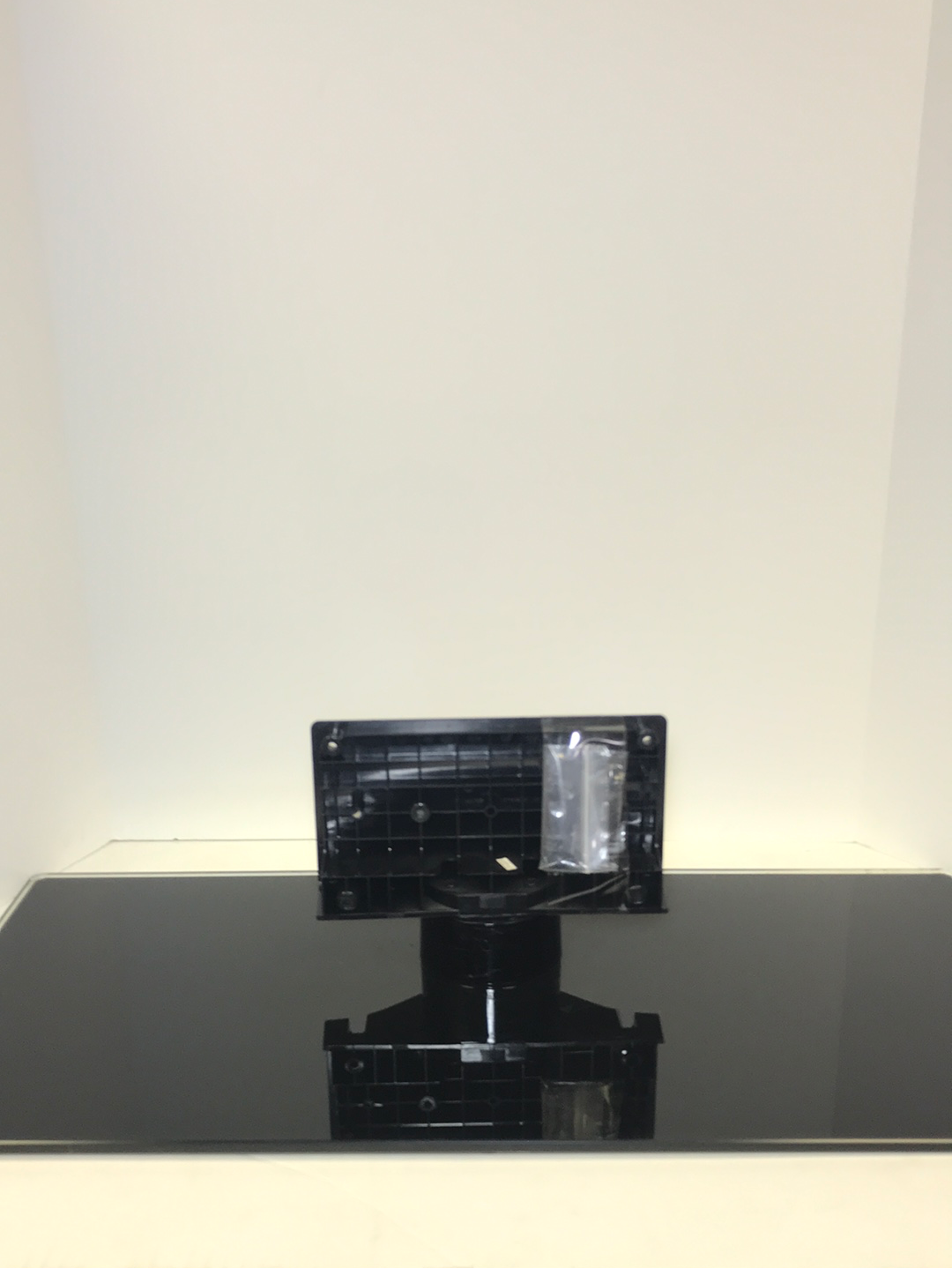 RCA 50LB45RQ TV Stand/Base