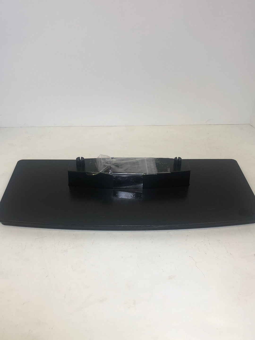 Westinghouse SK-26H590D TV Stand/Base