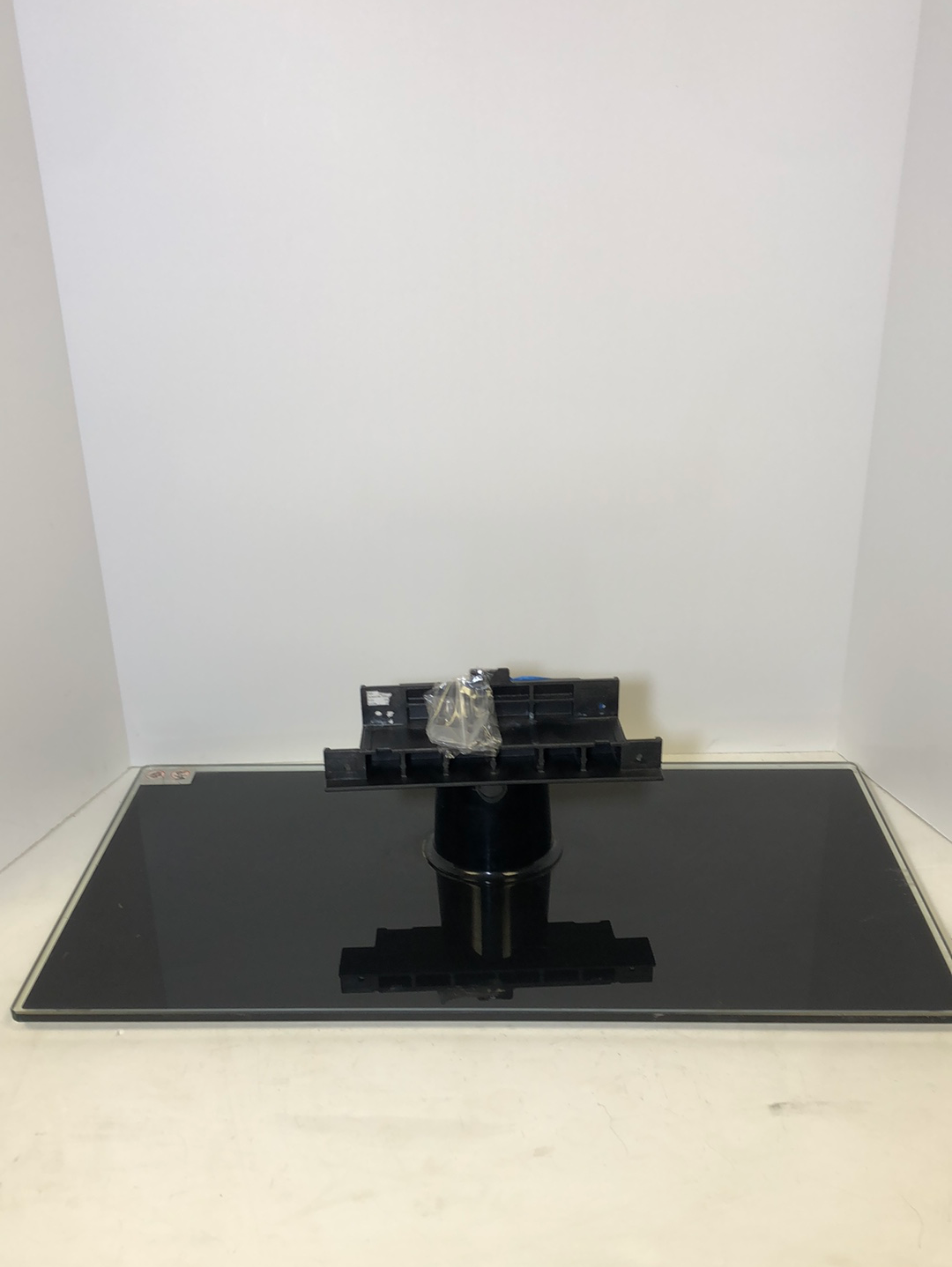 Samsung LN52B550K1F TV Stand/Base