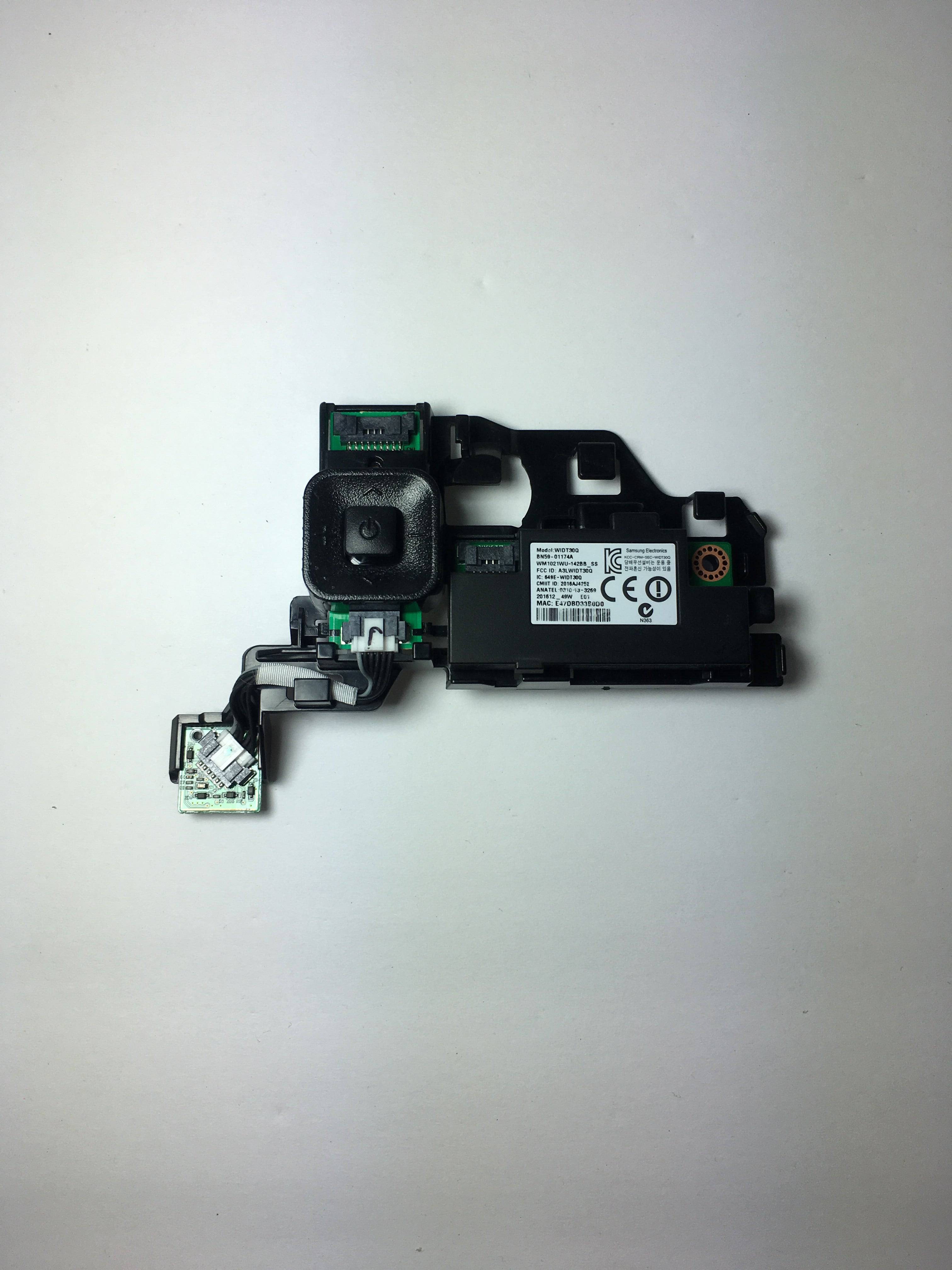 Samsung BN96-30902J / BN59-01174A P-Function Board & Wi-Fi Module Assembly