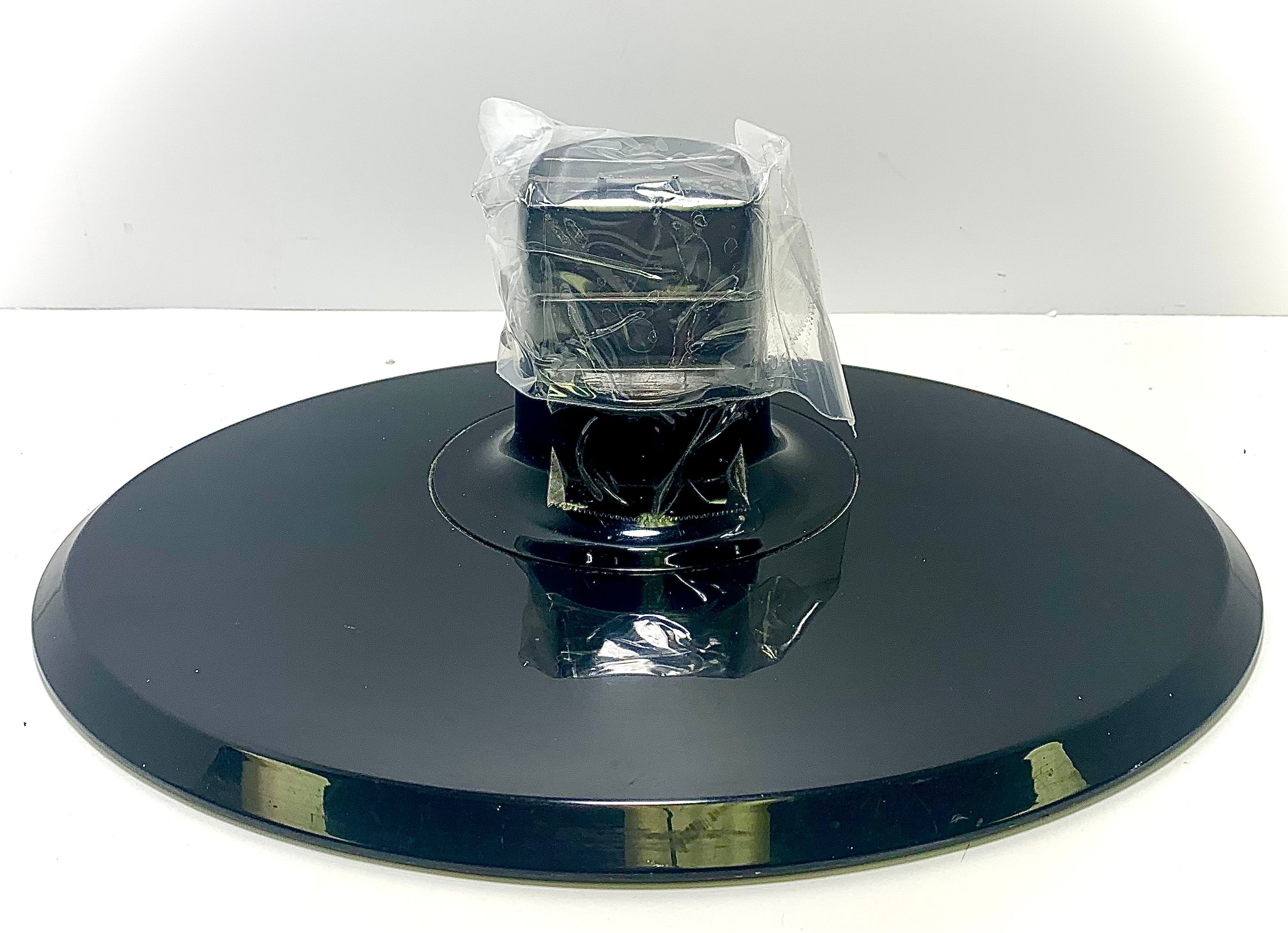 Dynex DX-LDVD22-10A TV Stand/Base