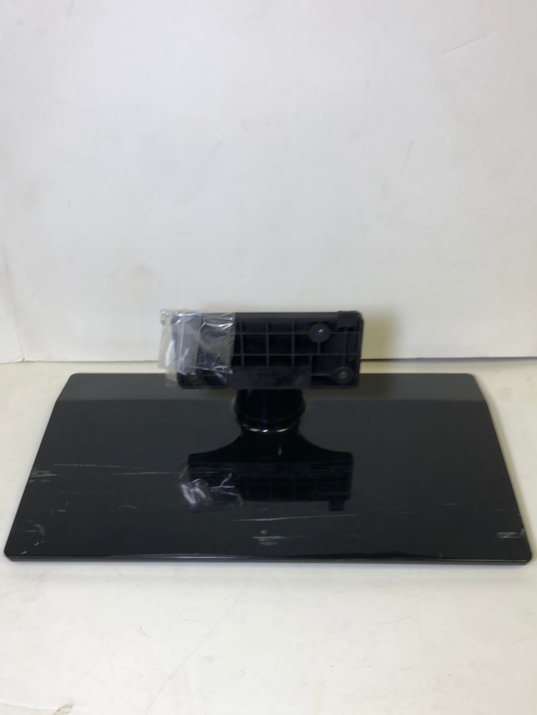 Insignia NS-39E480A13 TV Stand/Base