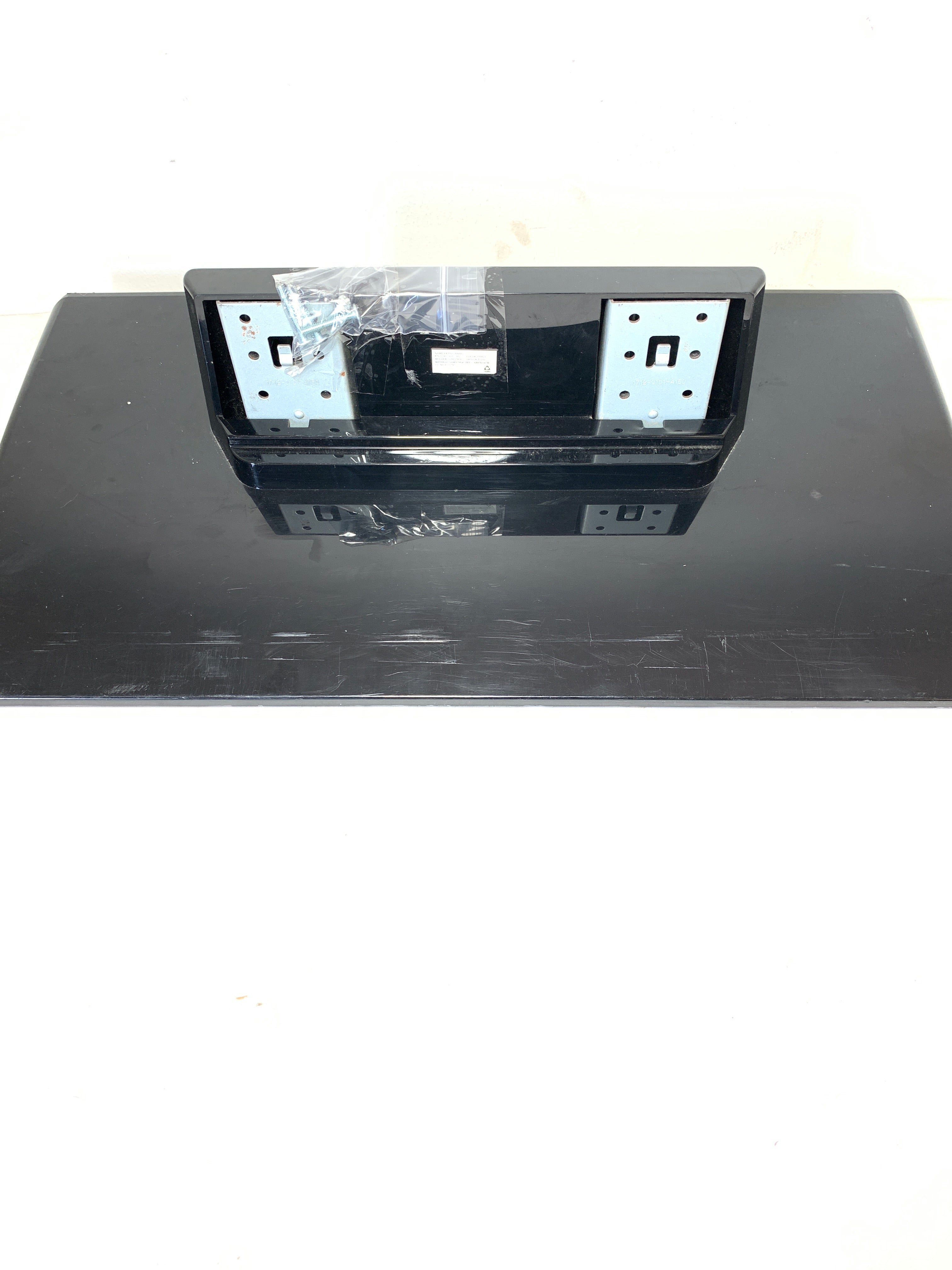 Vizio E470VLE TV Stand/Base (8 Screw Neck)