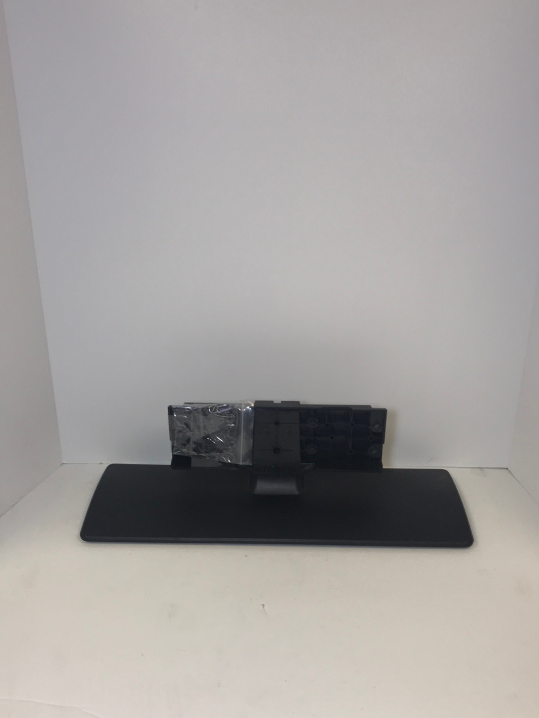 Westinghouse UW32S3PW TV Stand/Base